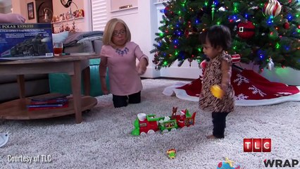 'Little Couple' Exclusive Preview: Will and Zoey's First Christmas