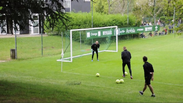 FC NANTES Spécifique Gardiens du 24-04-15 video 5 (Gardiens sur exercice avec joueurs)