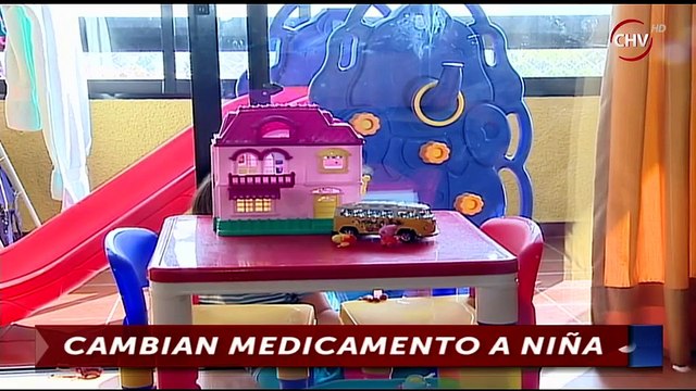 Madre denuncia que cambiaron remedio de su hija que padece fibrosis quística - CHV Noticias