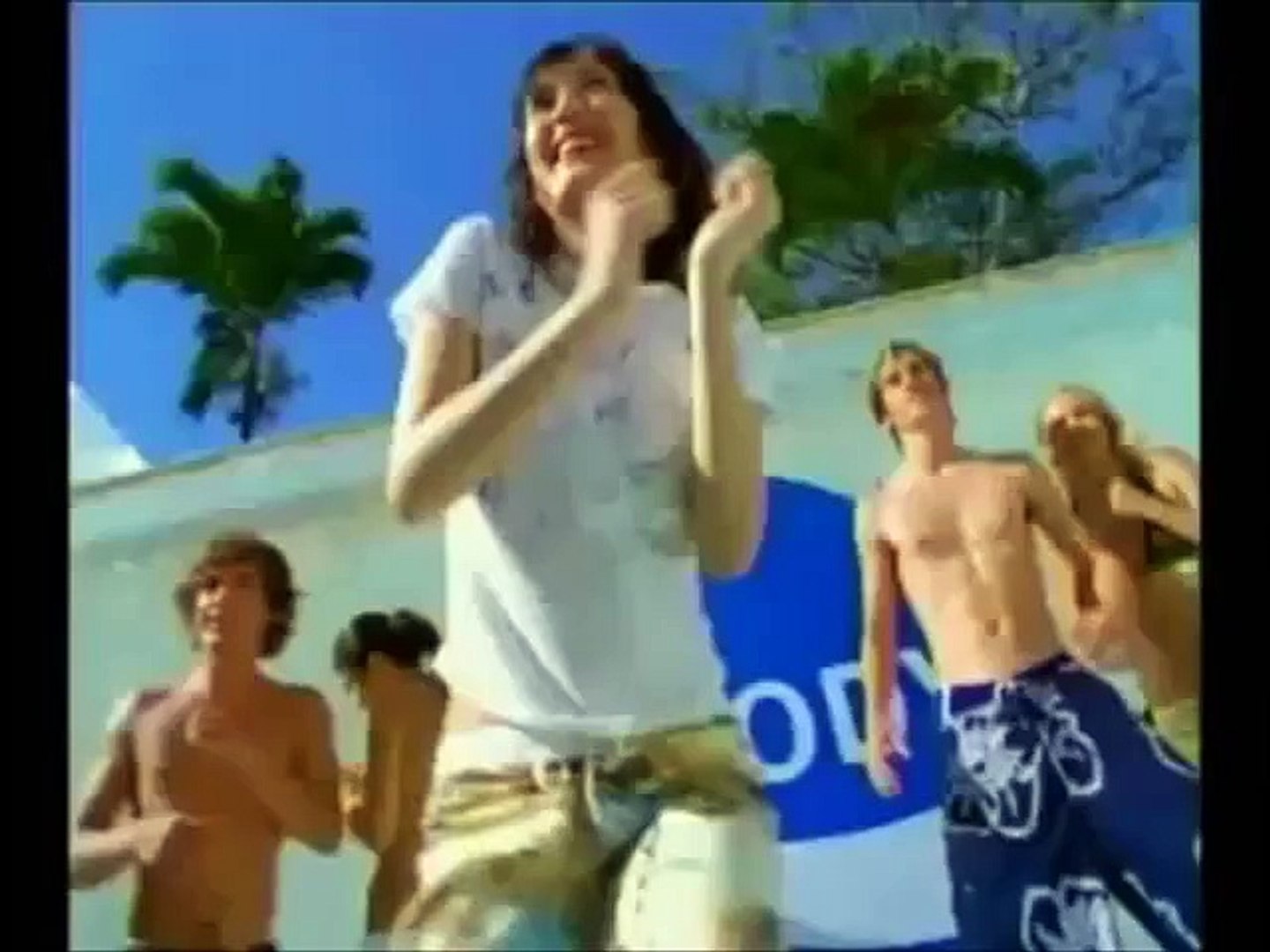 綾瀬はるかｃｍ 綾瀬はるかポカリｃｍをまとめました 水着姿の綾瀬はるかチャン超レアです 動画 Dailymotion