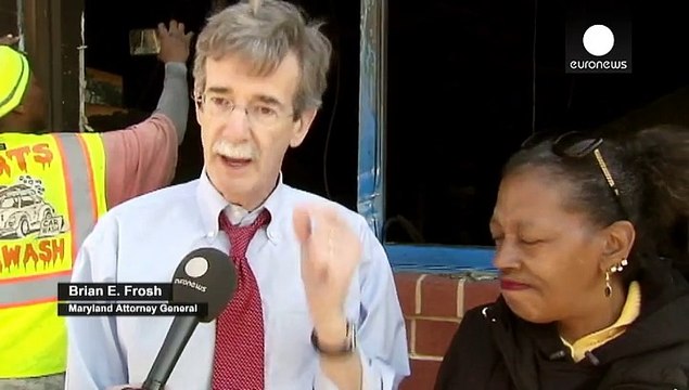 Unruhen in Baltimore: Zusammenstöße trotz nächtlicher Ausgangssperre