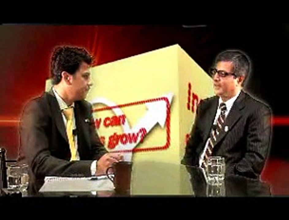 Out Of The Box  Zahid Mahmood takes on Arshad Nadeem (UBL)   CIO Pakistan Web Studio - Pakistan's first Online, On-Demand Technology Media Channel