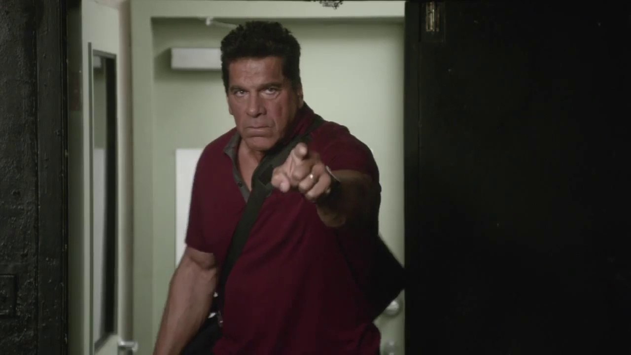 Pub AUDI hilarante : Stan Lee Cameo School, feat. Kevin Smith, Tara Reid, Michael Rooker, Jason Mewes and Lou Ferrigno