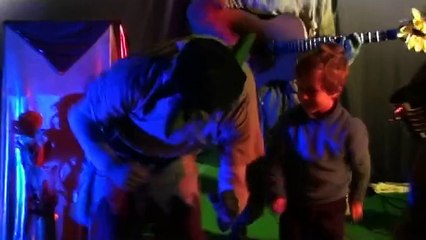 spectacles arbre de noel Les Ménestrolls