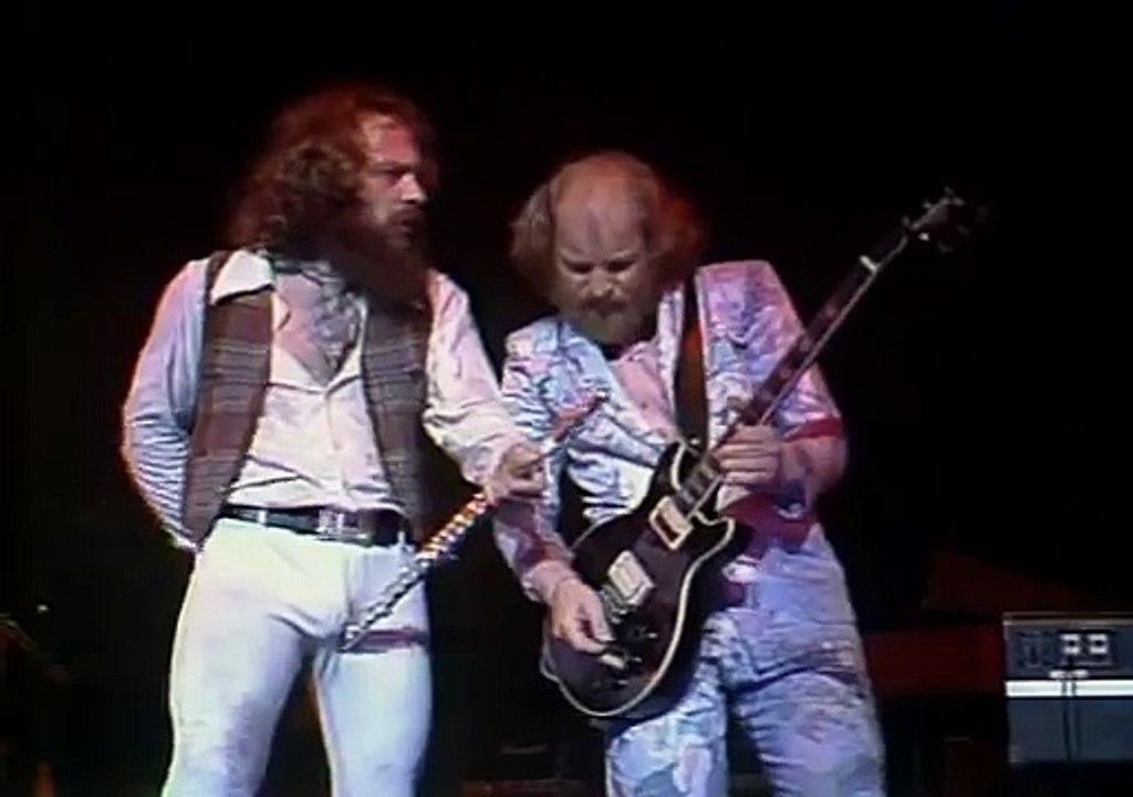Jethro Tull - No Lullaby & flute solo (live at...