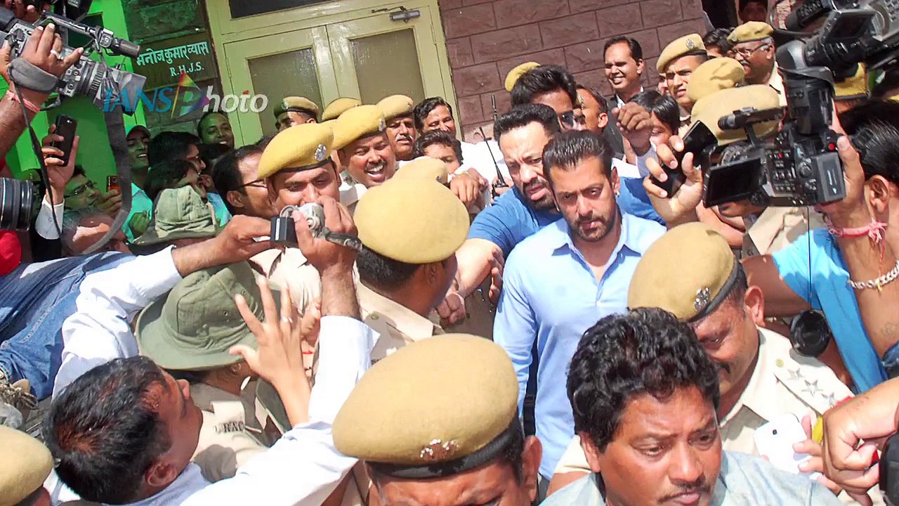 Watch Salmans EXCLUSIVE STATEMENT in Arms Act case