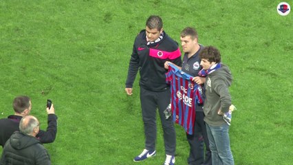 La Barre en Or Renault du match Caen-Guingamp