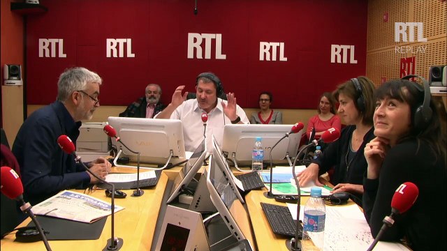 C'est la journée mondiale du râteau. Un conseil, prenez l'escalier ! , dit Pascal Praud