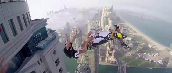 base jump et tyrolienne à Dubaï