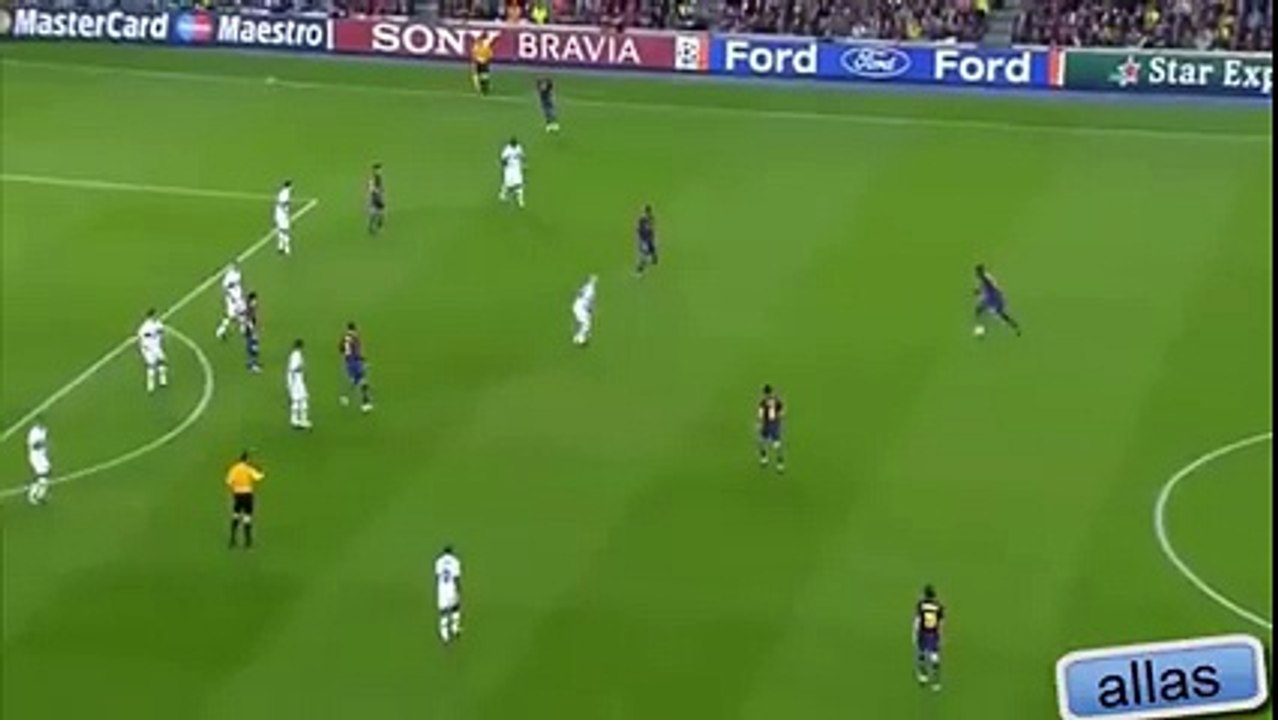 5 years ago today, Gerard Piqué turned into a striker and scored this brilliant goal vs. Inter Milan...