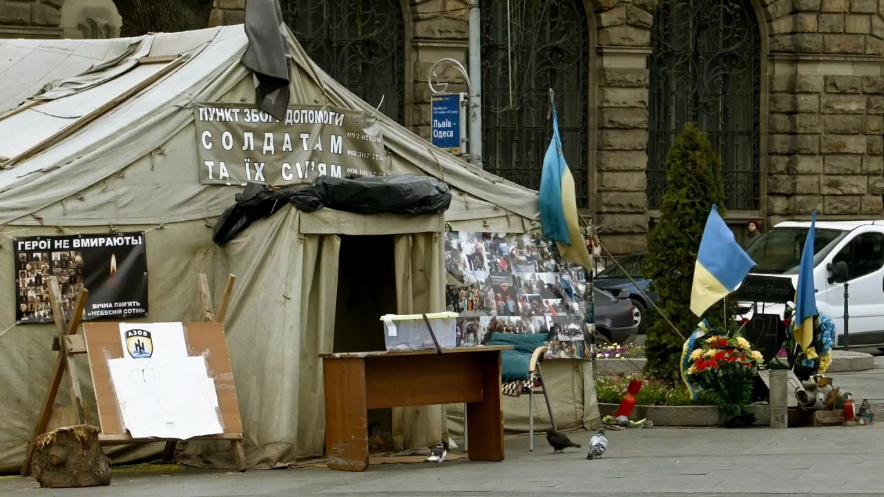 'Fascists' or heroes? WWII history divides Ukraine