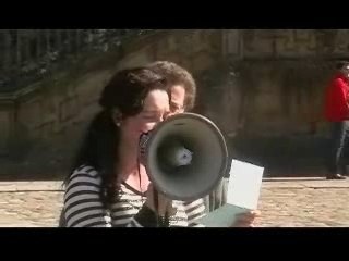 Greve na limpeza do concelho de Composte