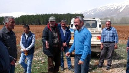 Tkp'li Başkan, Hazine Arazisine Ektiği Ürünleri Yoksullara Ücretsiz Dağıtacak