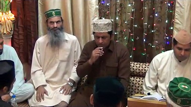 Khalid Shakeel Sahib~Naat~Un صل الله عليه واله وسلم ki yaadoun ka diya dill main jalaye rakhna ek din aaien gey Wo صل الله عليه واله وسلم aas laaye rakhna