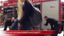 Bacağına saplanan demiri itfaiye çıkardı