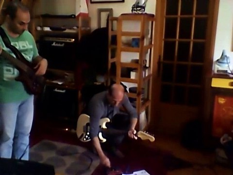 2015 04 29 - Hors jeu - n°24 - repet 1er jet - Tony basse - Mumu chant - Thierry guitare