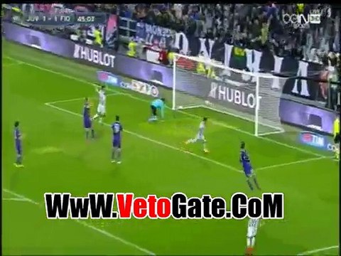 كارلوس تيفيز يتقدم بالهدف الثانى لليوفنتوس فى فيورنتينا