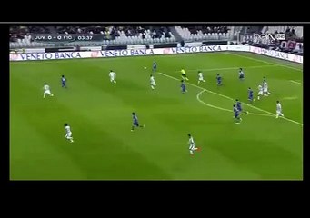 حصار ثلاثي من اليوفي لصلاح
