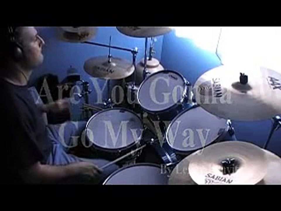 Johnny plays Are You gonna go My Way