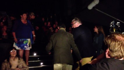 Le prince Laurent et Claire au spectacle Défil'éco à Liège