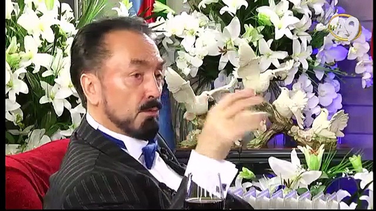 Merhum Müslüm Gürses’in hastanede maddi sıkıntı içinde olması bizim için ders olmalı