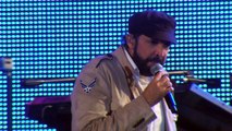 Juan Luis Guerra - Frío, Frío (feat. Romeo Santos) [Live]