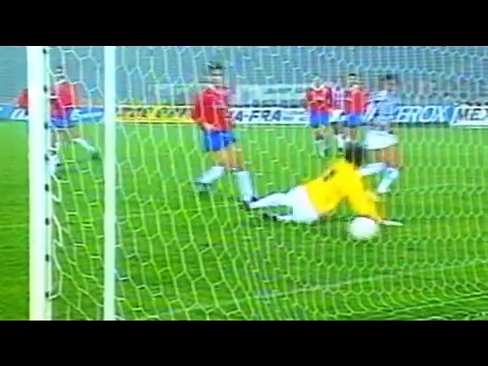 Roberto Baggio - Dribbling Compilation