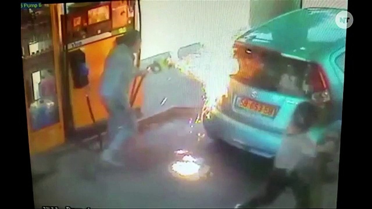 Woman Lights Car On Fire Because A Dude Won't Give Her A Cigarette ...