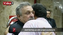 بالفيديو..بكاء ودموع محمد وفيق على فراق و رحيل زوجته كوثر العسال