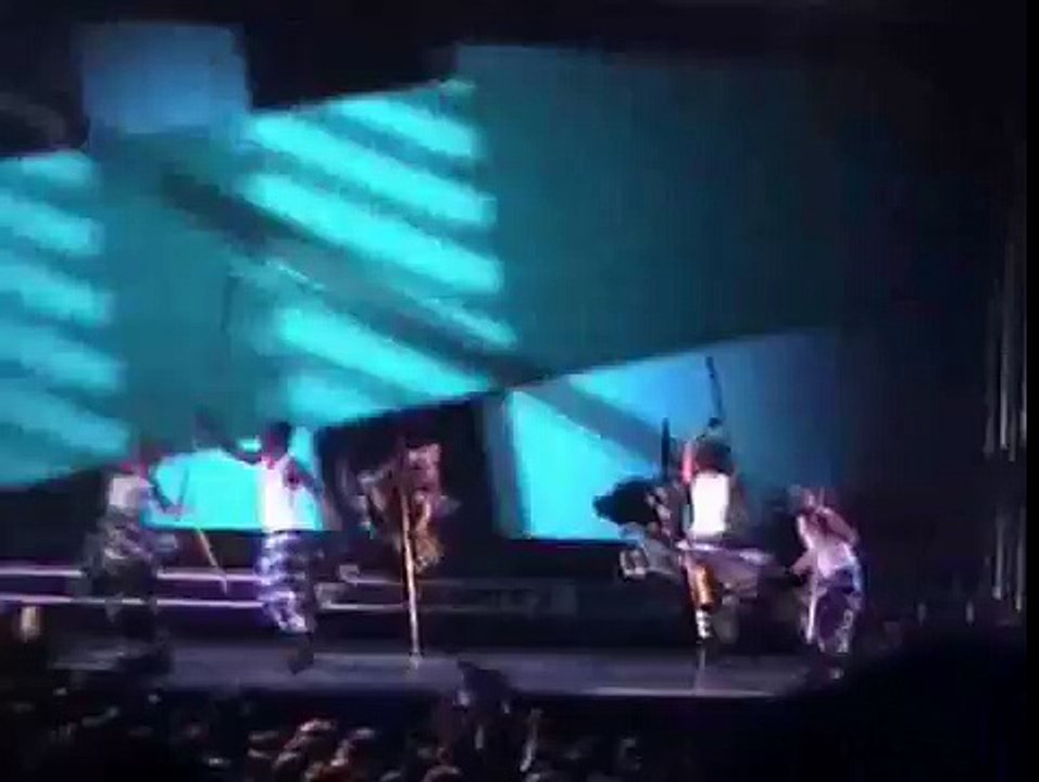 Madonna - Into The Groove Re-Invention Live