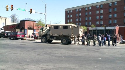 Baltimore tem dia tranquilo após onda de protestos