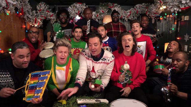 Jimmy Fallon, One Direction & The Roots: Santa Claus Is Coming To Town (Classroom Instruments)