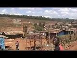 アフリカで一番大きなスラム＝キベラ