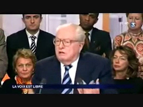 Jean-Marie Le Pen refroidit 2 journalistes