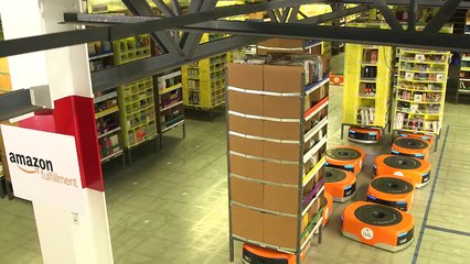 İşte Amazon'un inanılmaz deposu ve çalışma sistemi