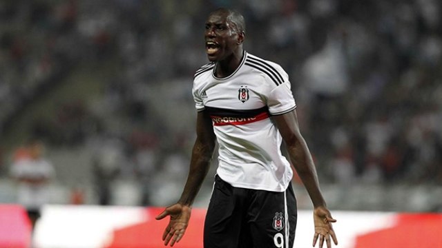 Demba Ba'nın tepkisi paylaşım rekorları kırıyor