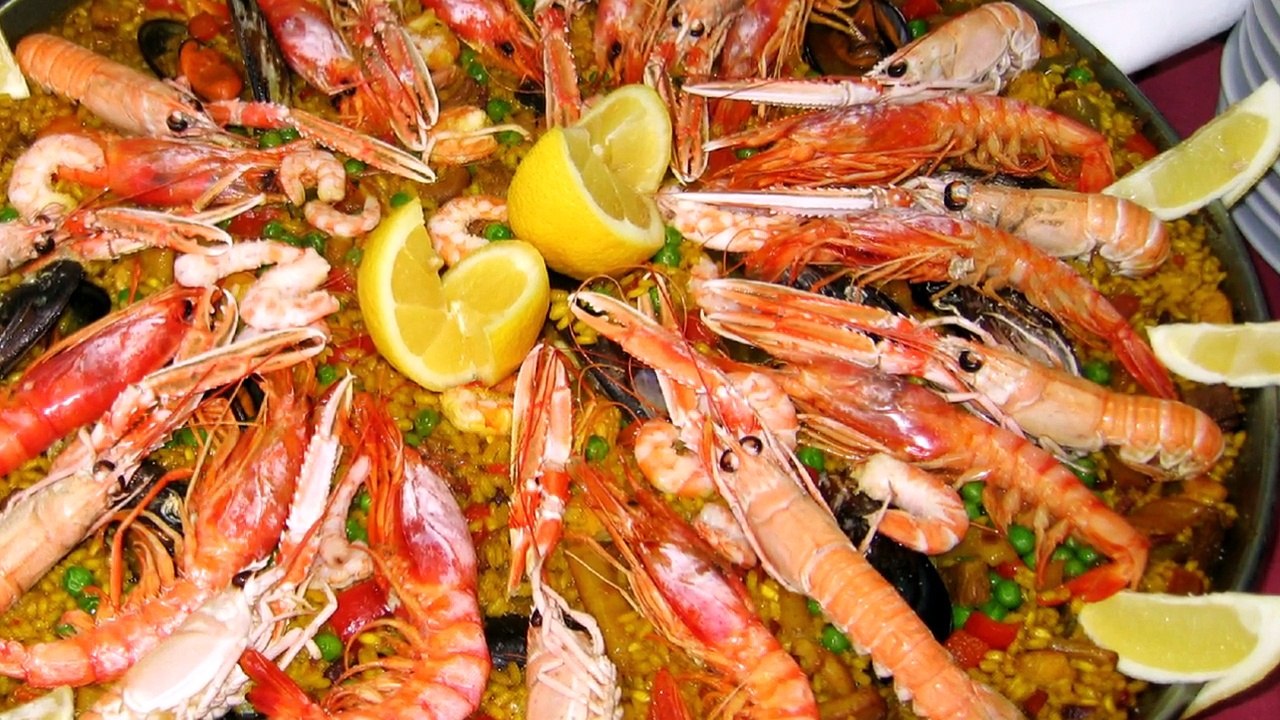 Top 10 National Dishes of the World - An Absolute Must Try!
