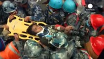 Непал: выживших находят, но число жертв растёт