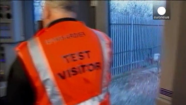 رقابت تنگاتنگ دو حزب محافظه کار و کارگر و نقش تعیین کننده برخی احزاب کوچک در تعیین سرنوشت انتخابات سراسری بریتانیا