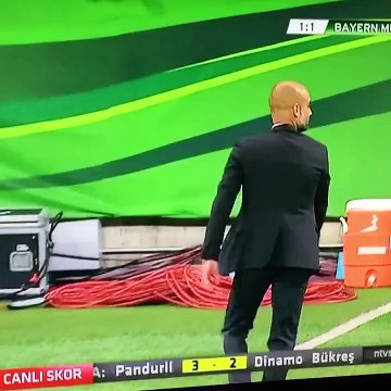 VIDEO Cristiano Ronaldo fait la gueule quand un coquipier marque sa place - Le Buzz
