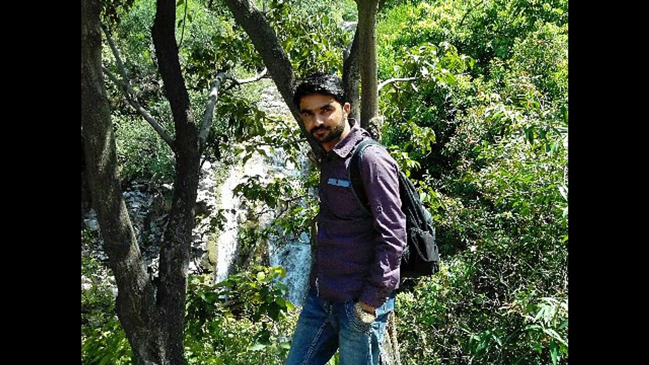beautiful pakistan. zalim nazrun say tum na daikho :p