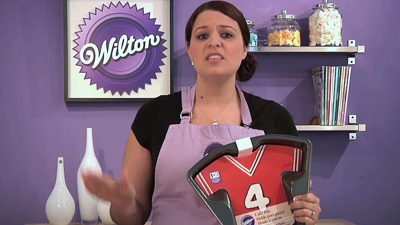 How to Make a Baby Shower Cake