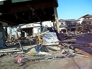EARTHQUAKE   東日本大震災で大津波15m宮城県亘理町荒浜漁業市場も全壊壊滅