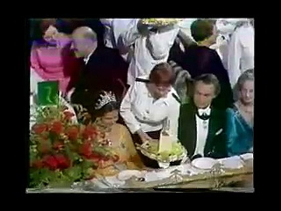 Königin Silvia debütiert beim Nobelbankett (1976)