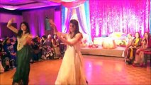 Ricky & Sunaina rock the Dance floor Indian Arabic Fusion at mehndi night