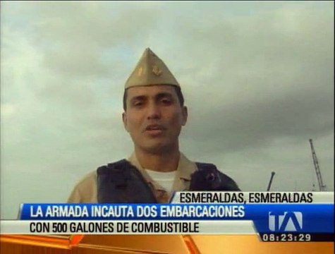 La Armada incauta dos embarcaciones con 500 galones de combustible