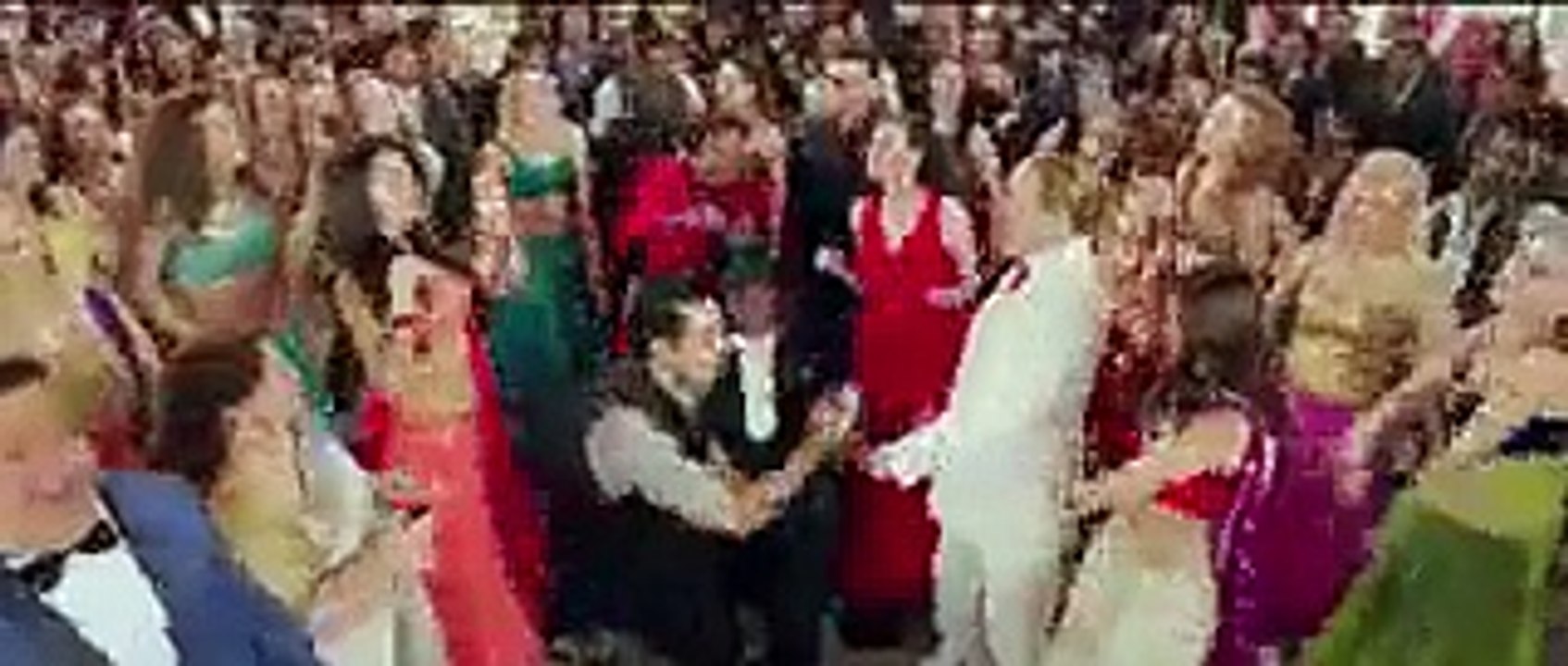 Shanivaar Raati - Full Video Song - Main tera hero movie - Video Dailymotion