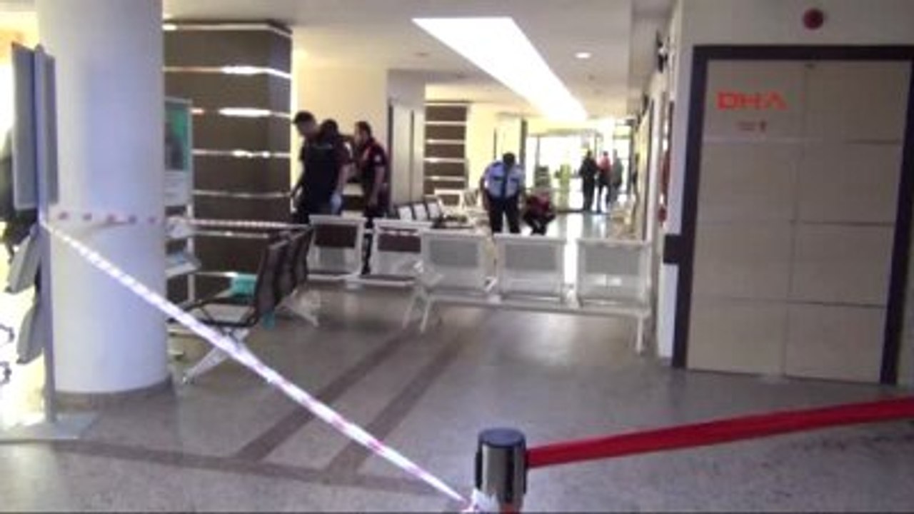 Manisa Polis Memuru Başhekimi Tabancayla Yaraladı