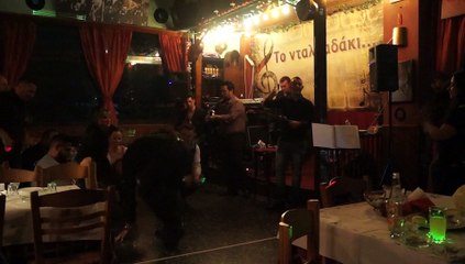 Μια βραδιά στο νταλκαδάκι... 25-04-2015 (video 2)