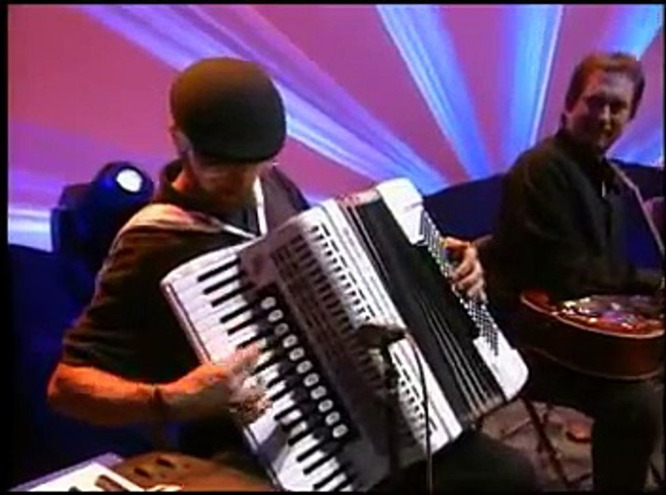 the chieftains & friends - give the fiddler a dram